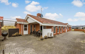 Gorgeous Home In Hvide Sande With Sauna